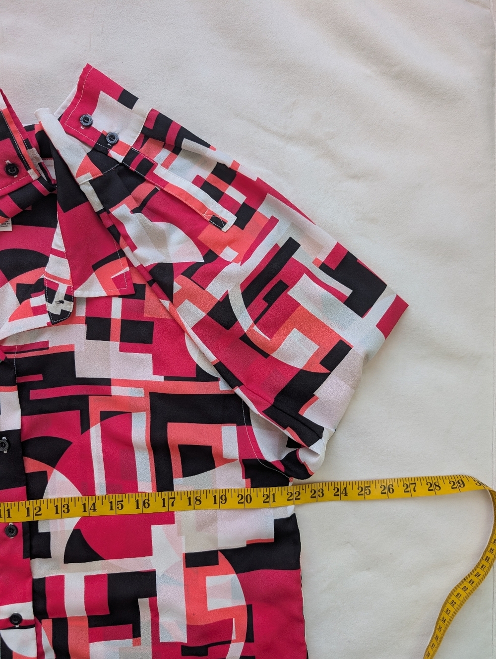 Karl Lagerfeld Women's Blouse Abstract Print Button Up Size M - Picture 12 of 17